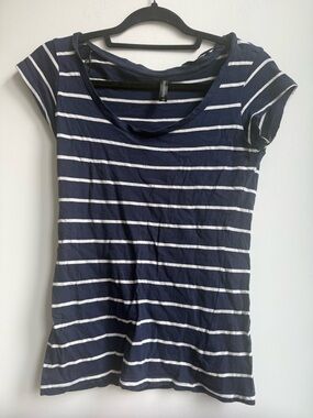 Women’s Navy and White Stripe Scoop Neck Short Sleeve Tee
